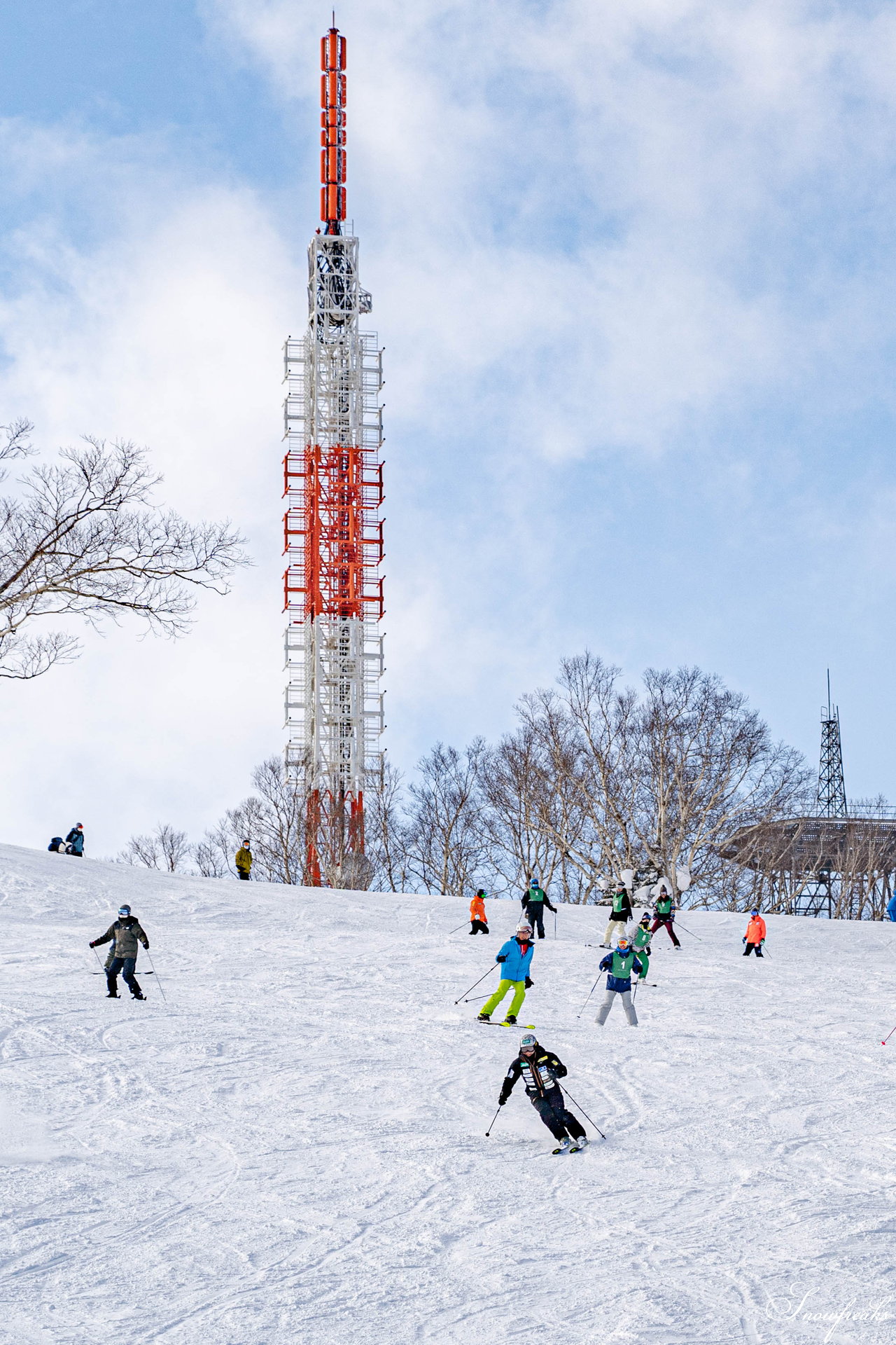 井山敬介さん＆清水宏保さんと一緒に雪遊び♪新しいカタチの子育てネットワークコミュニティ『Kids com』イベント、親子で楽しい［スノースポーツフェスティバル］in サッポロテイネ